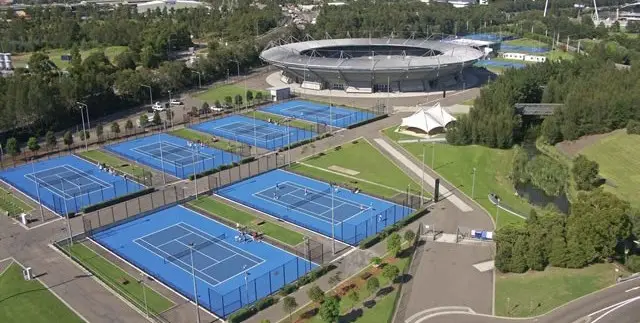 Plexicushion-Tennis-Centre-5-lrg-640x426